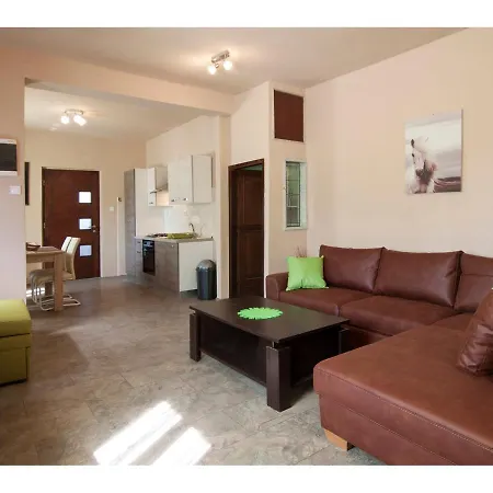 Apartment Anni *