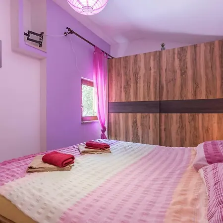 Anni Apartment Pula